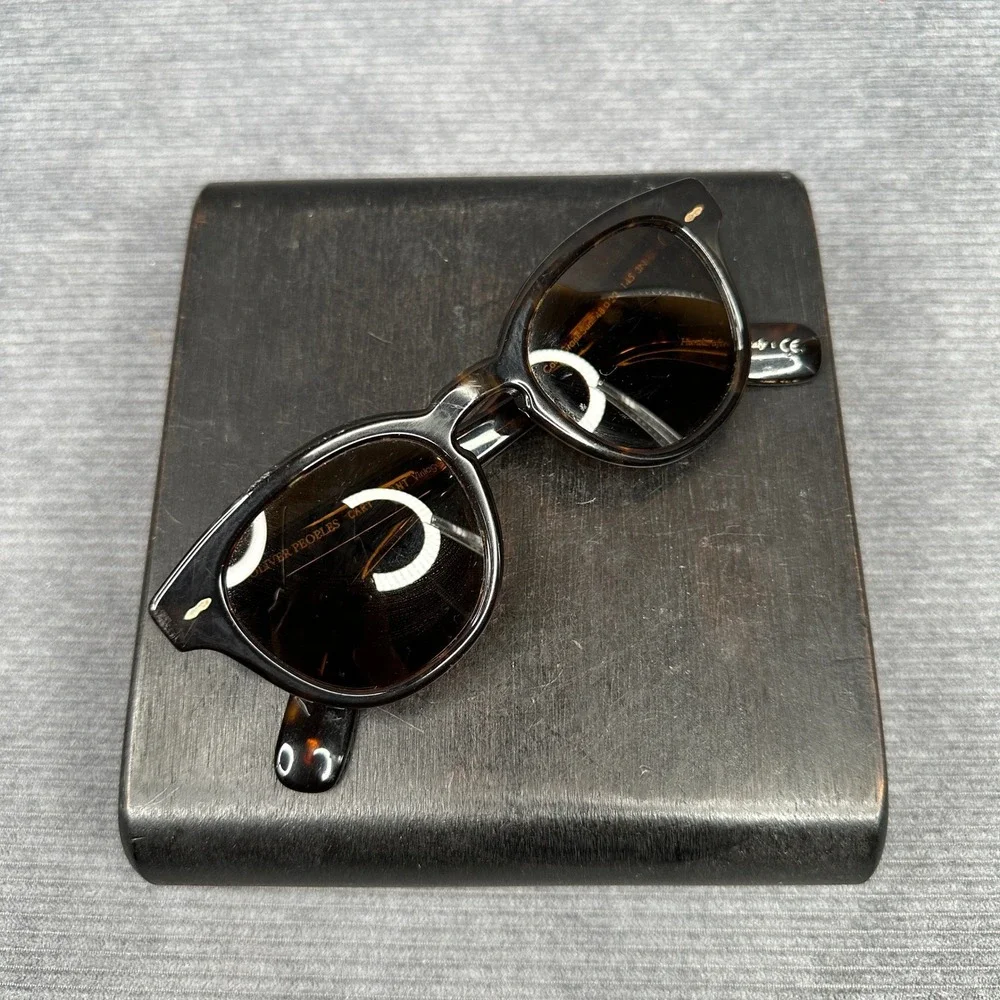 Oliver Peoples Cary Grant Sun Sunglasses Tortoise OV5413SU 165453 Italy 48mm